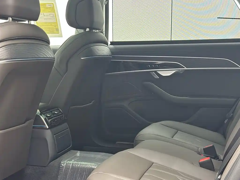 Audi A8 2026 A8L 50 TFSI quattro