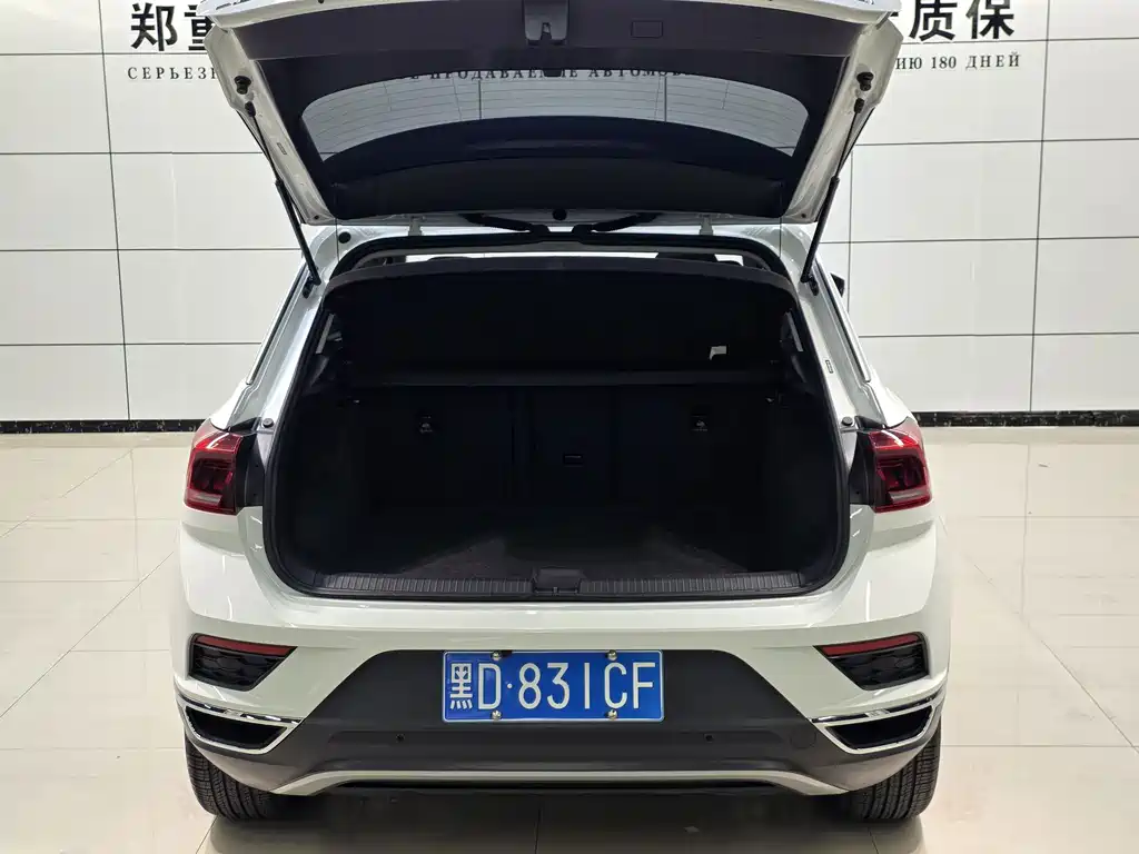 Volkswagen T-Roc — миниатюра 19