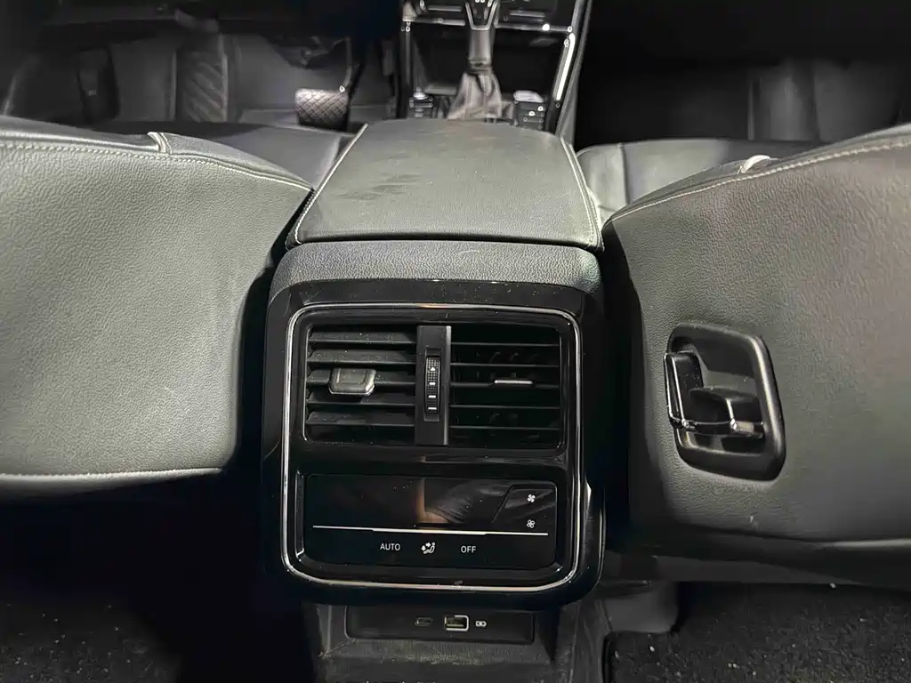 Volkswagen Passat 2023 330TSI Elite