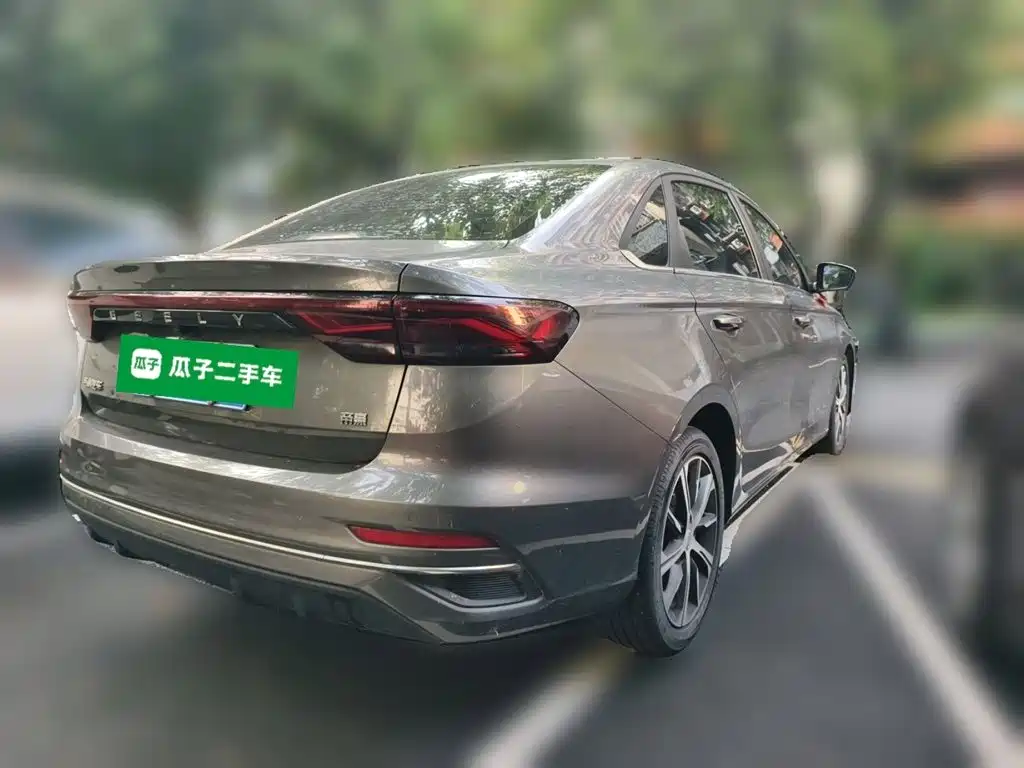 Geely Emgrand — миниатюра 4