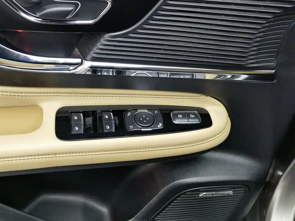 Lincoln Corsair 2020 2.0T
