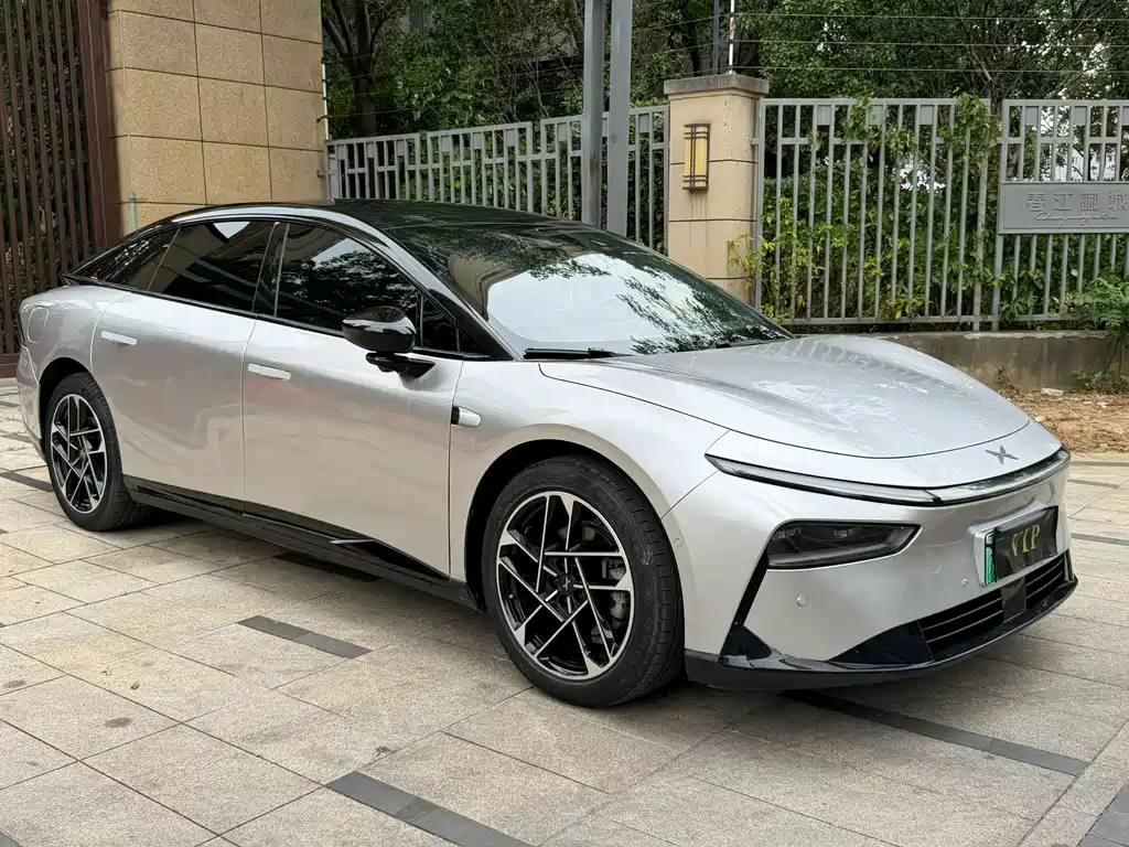 XPeng P7+ — миниатюра 2