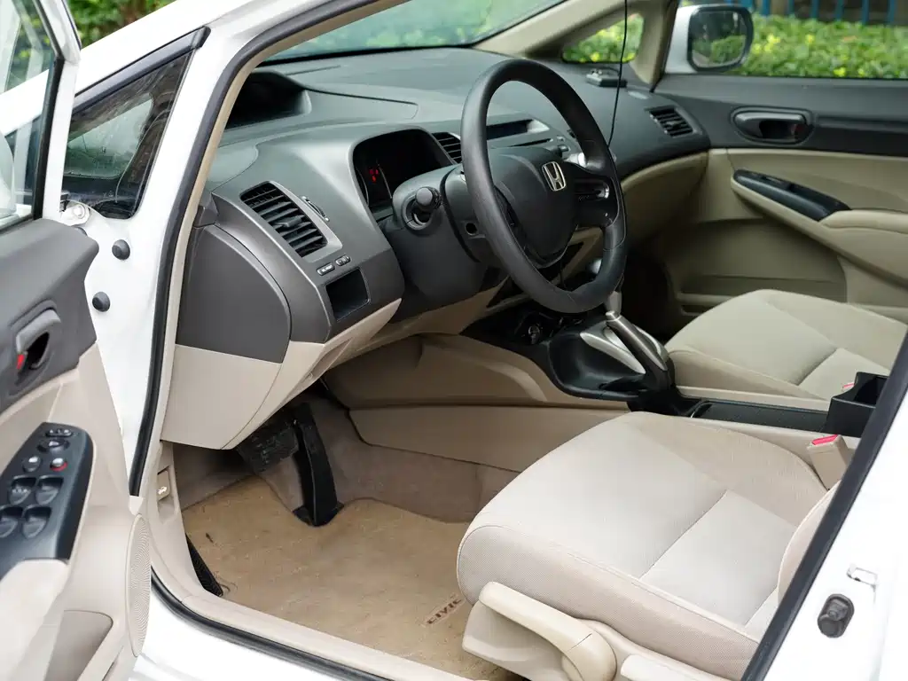 Honda Civic — миниатюра 15