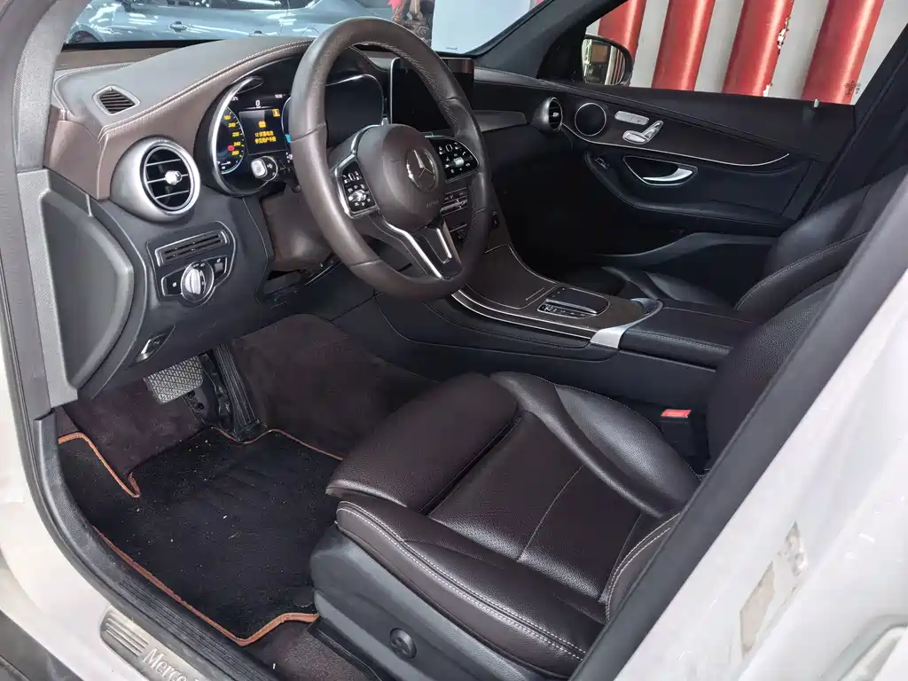 Mercedes-Benz GLC — миниатюра 4