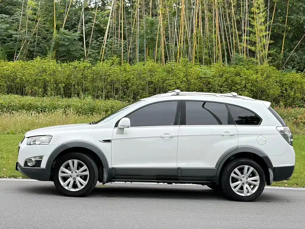 Chevrolet Captiva — миниатюра 4