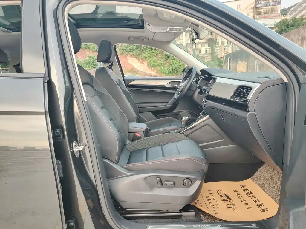 Volkswagen Tayron 2019 330TSI Luxury VI