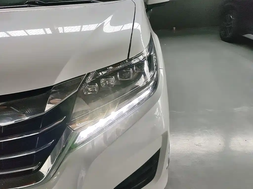 Honda Elysion — миниатюра 24