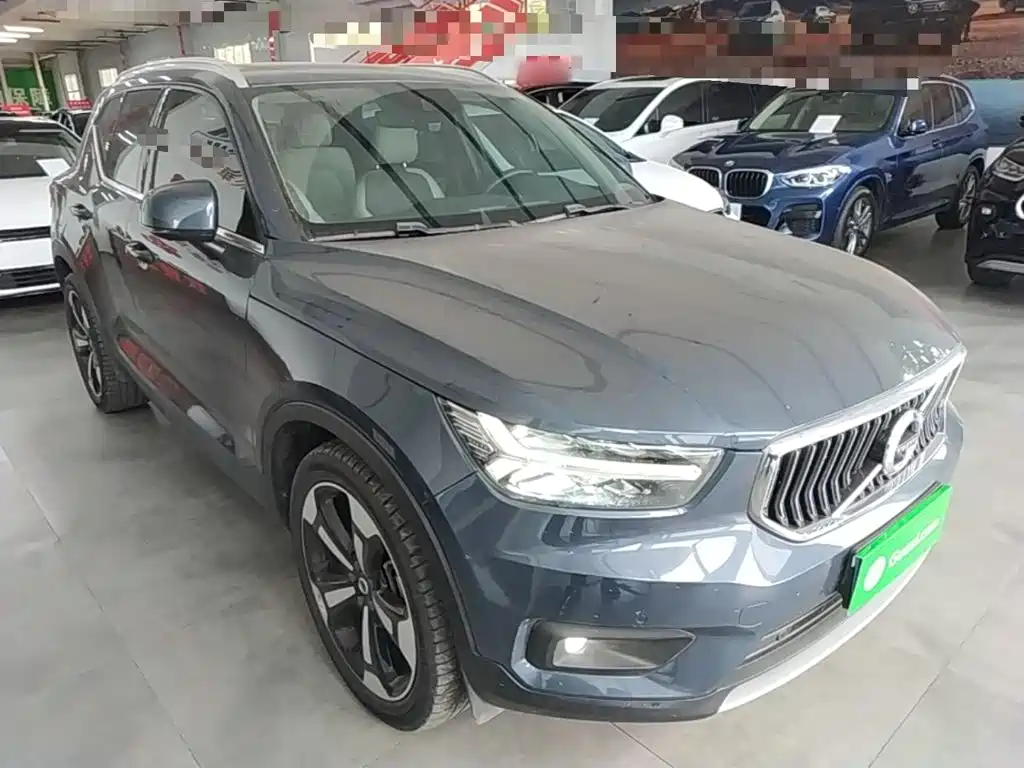 Volvo XC40 — миниатюра 4