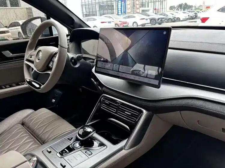 BYD Tang New Energy — миниатюра 5