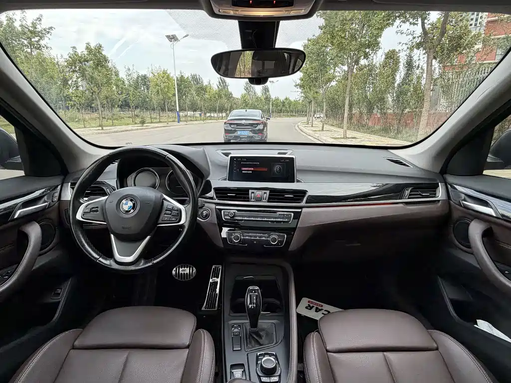 BMW X1 — миниатюра 9