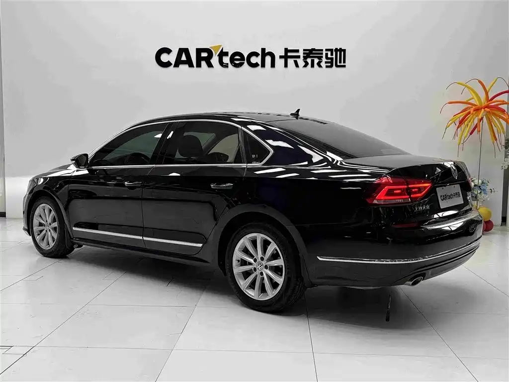 Volkswagen Passat — миниатюра 12