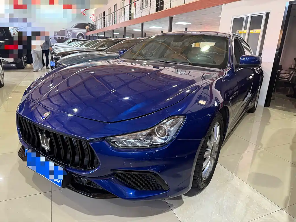 Maserati Ghibli 2015