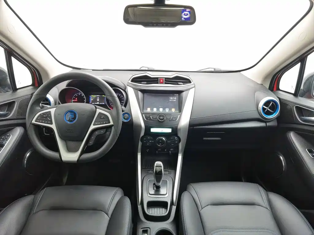BYD Yuan EV — миниатюра 5
