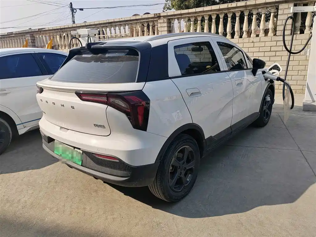 GEELY GEOMETRY E FIREFLY