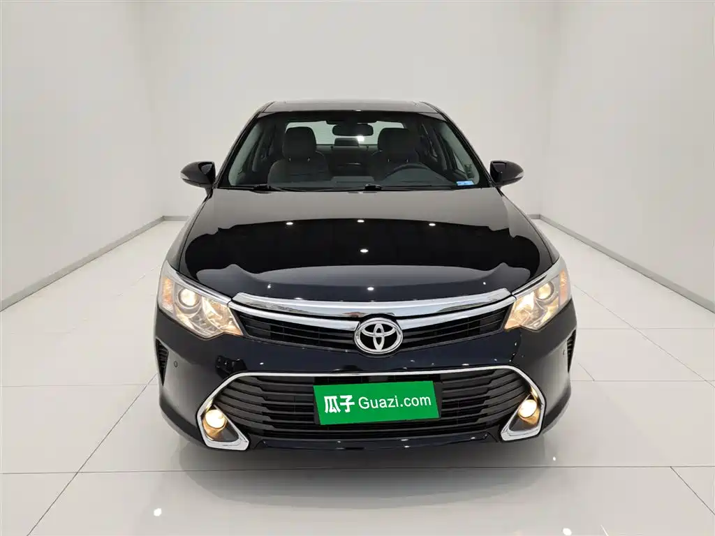 Toyota Camry 2015 2.0G Lead
