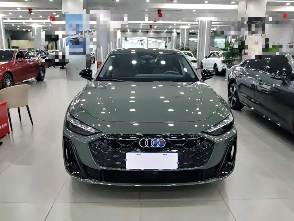 Audi Audi A5L — миниатюра 3