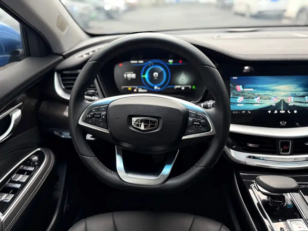 Geely Borui Hybrid — миниатюра 12
