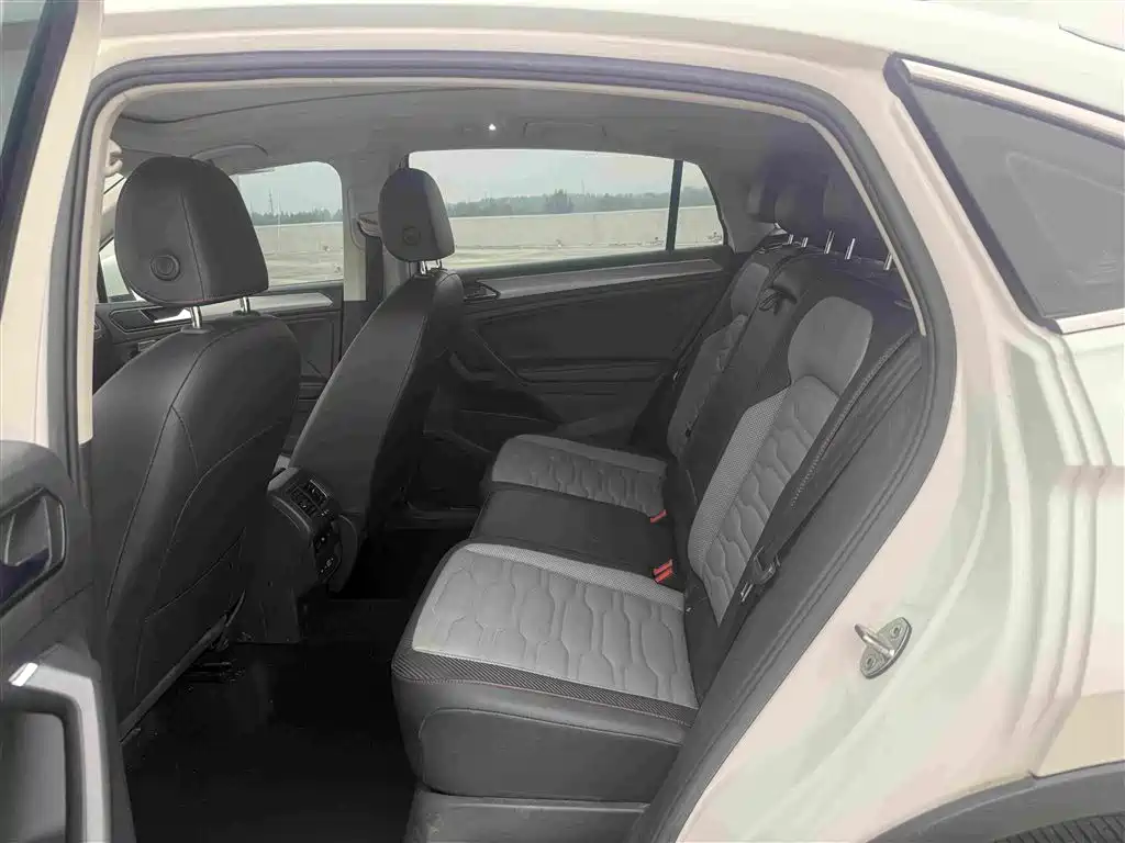 Volkswagen Tiguan X — миниатюра 6