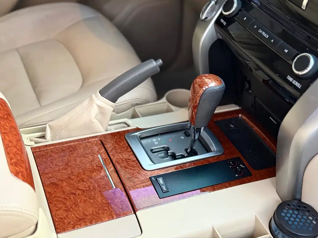 Toyota Land Cruiser — миниатюра 13