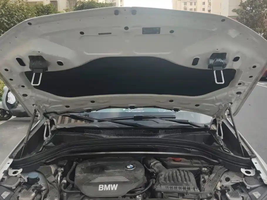 BMW X1 — миниатюра 10