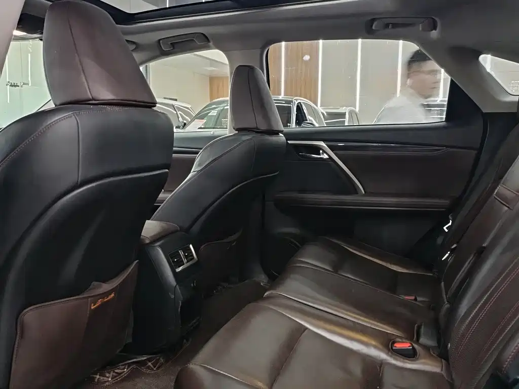 Lexus RX — миниатюра 7