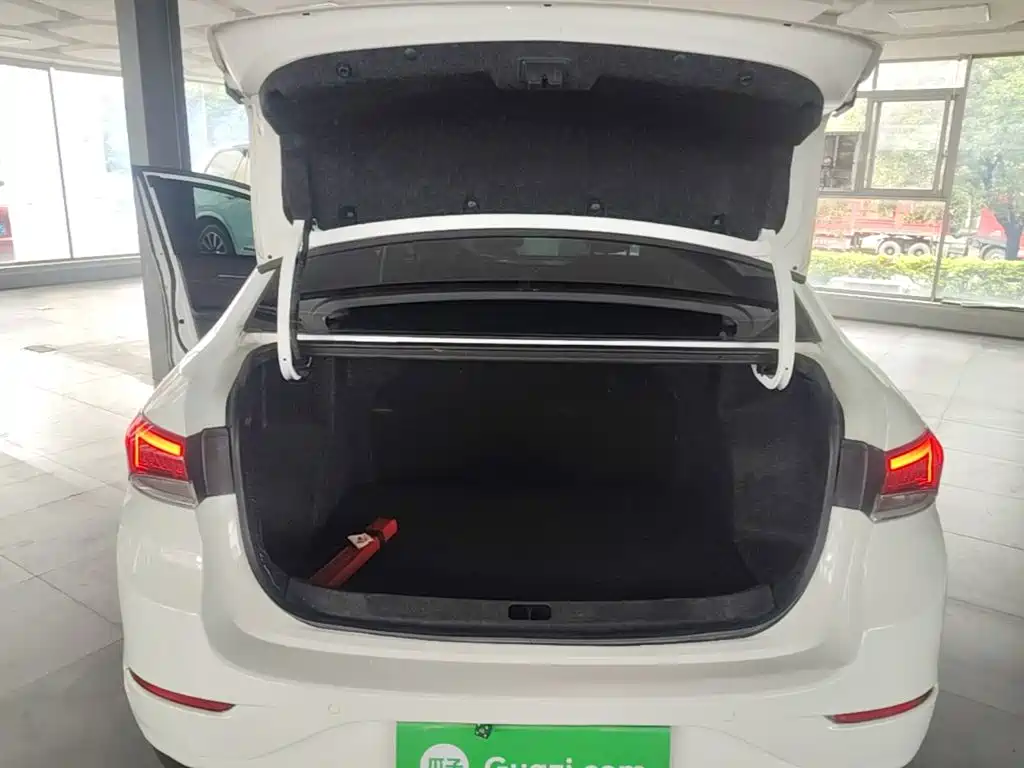 Buick Excelle — миниатюра 19
