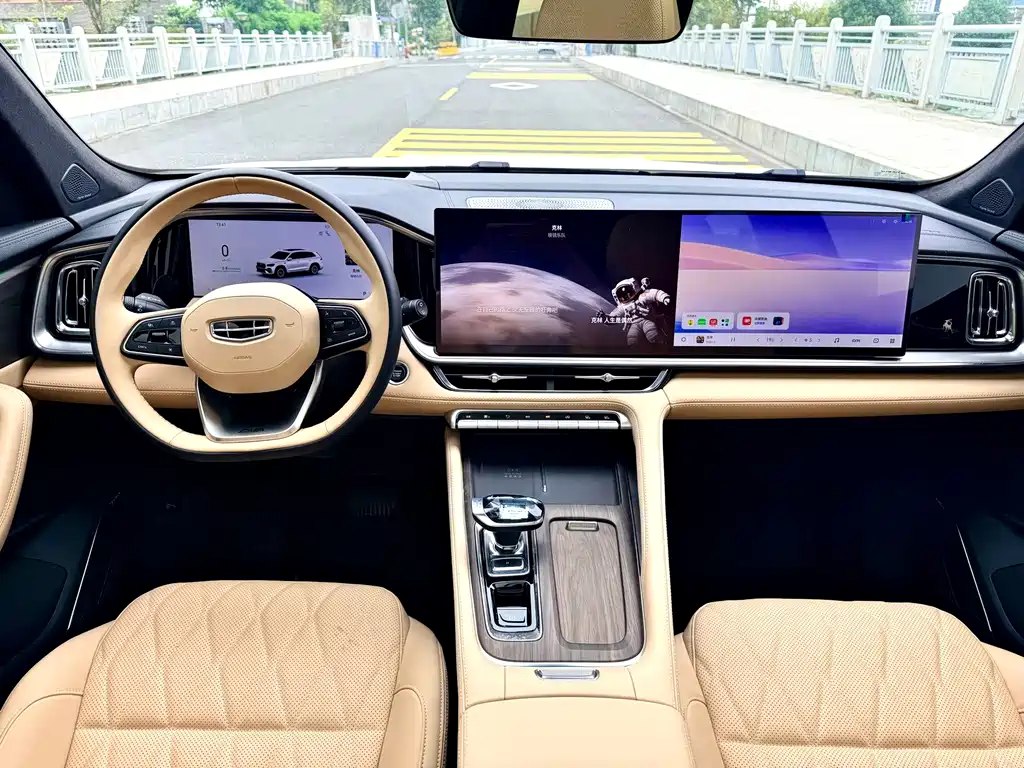 Geely Xingyue L — миниатюра 10