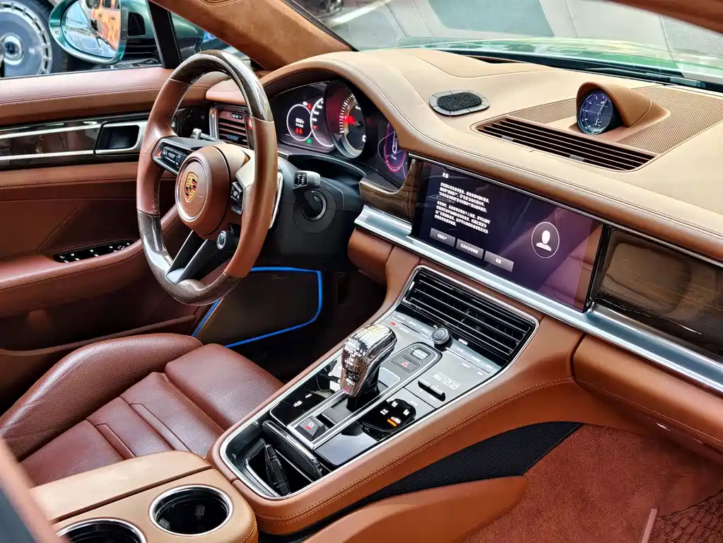 Porsche Panamera — миниатюра 9