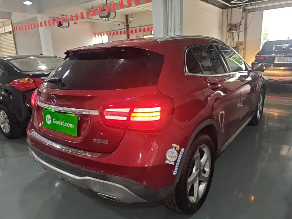 Mercedes-Benz GLA — миниатюра 7