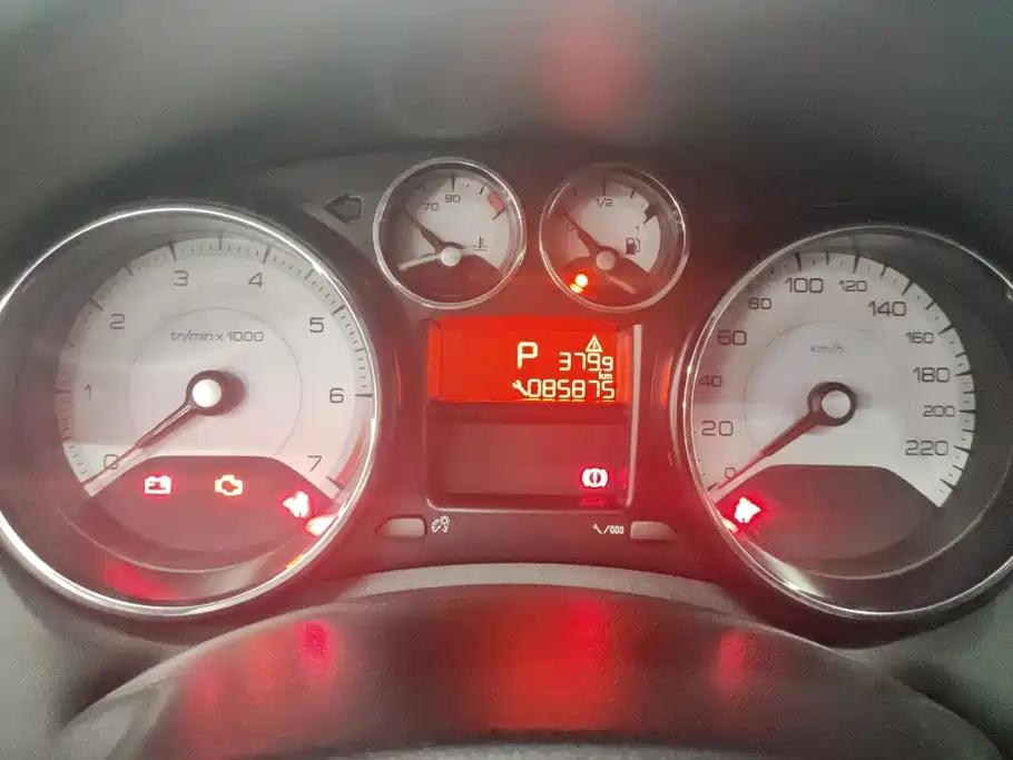 Peugeot 308 — миниатюра 14