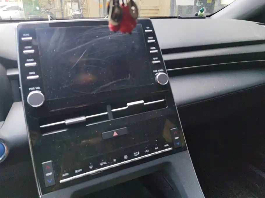 Toyota Avalon — миниатюра 13