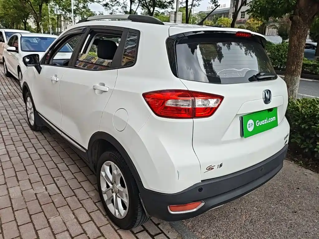 Changan CS15 — миниатюра 5