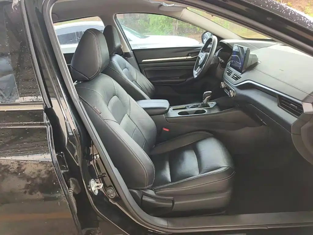 Nissan Teana — миниатюра 25
