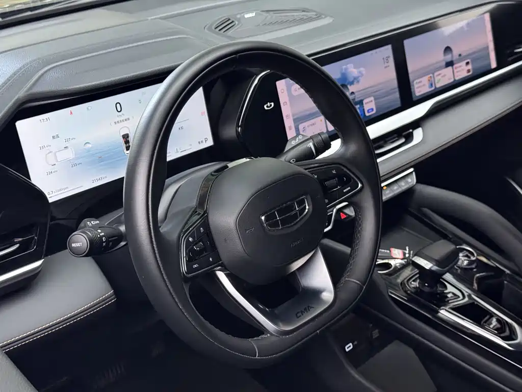 Geely Xingyue L — миниатюра 19