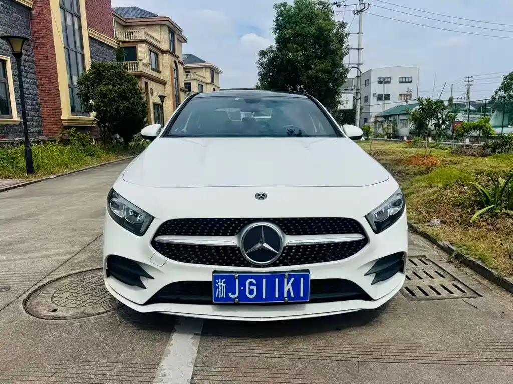 Mercedes-Benz A-Class — миниатюра 2