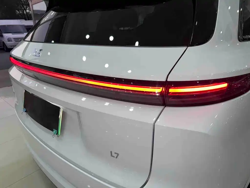 Li Auto Li L7 — миниатюра 16