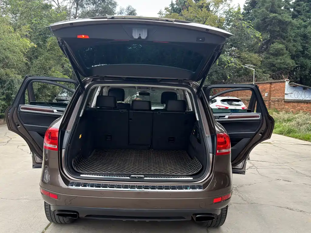 Volkswagen Touareg — миниатюра 11