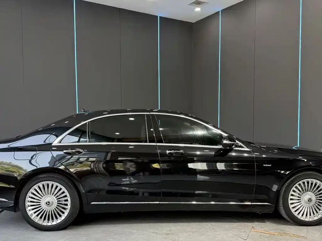 Mercedes-Benz S-Class — миниатюра 5