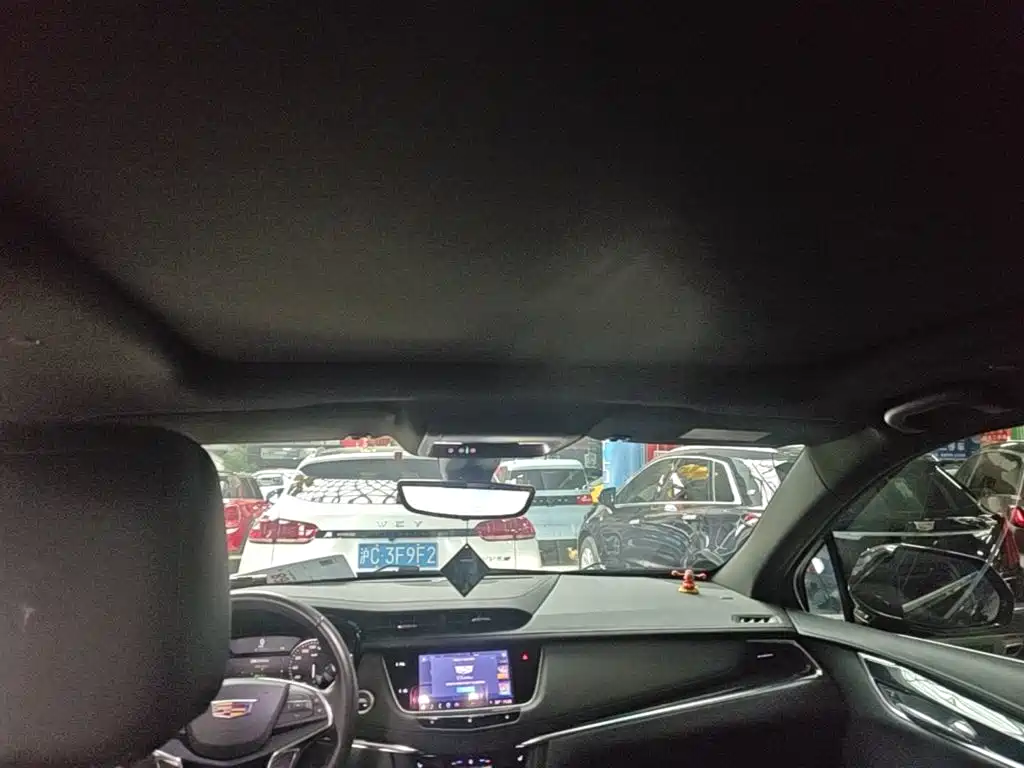 Cadillac XT5 — миниатюра 18