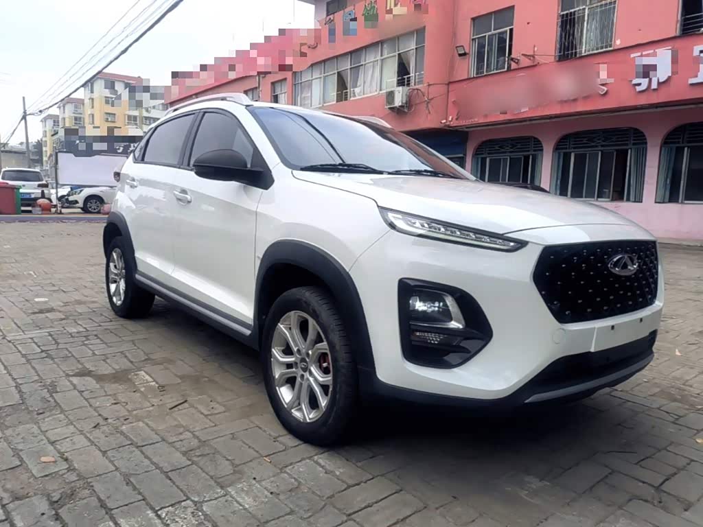 CHERY Tiggo 3x 1.5 л 2021 г. Белый, пробег 35200 км