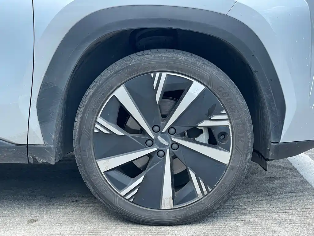 Geely Boyue L L 2023 2.0TD DCT Flagship