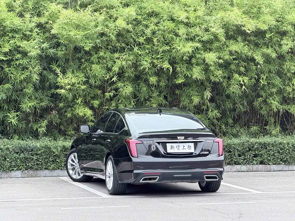 Cadillac CT5 — миниатюра 8