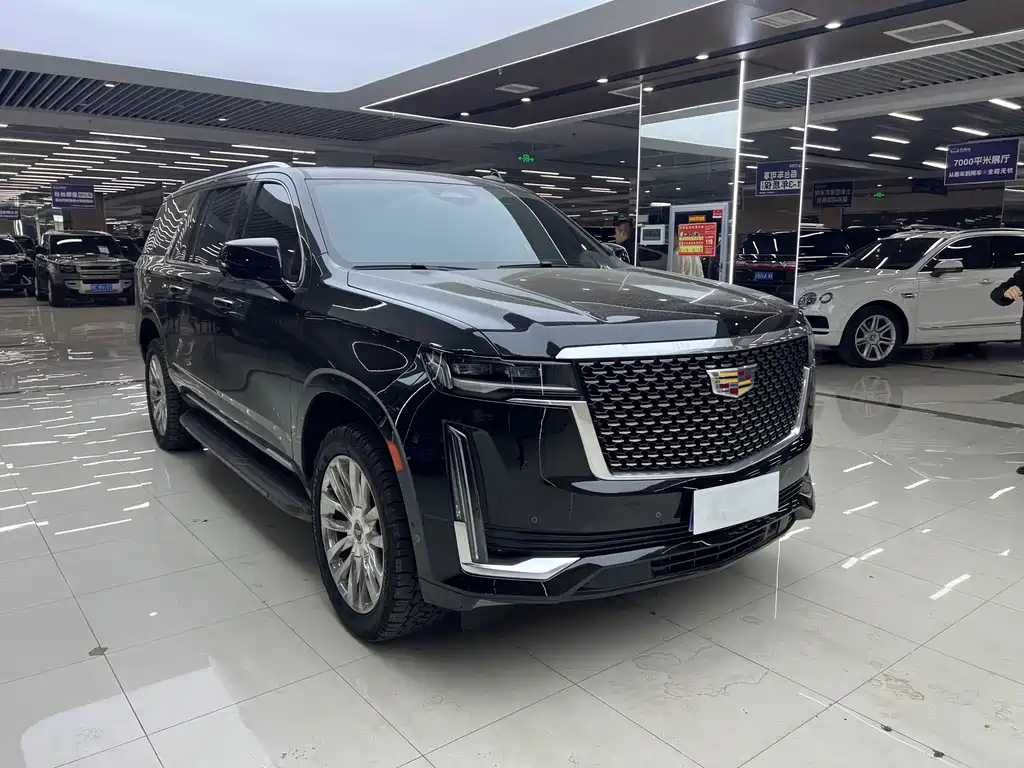Cadillac Escalade — миниатюра 3