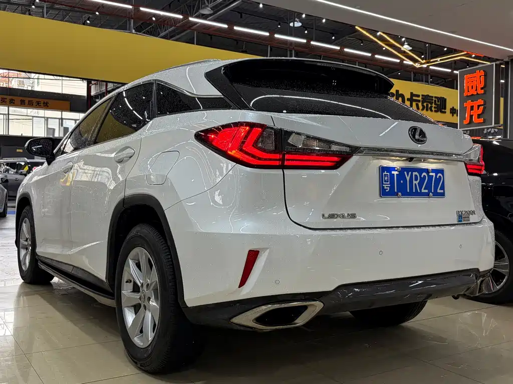 Lexus RX — миниатюра 7