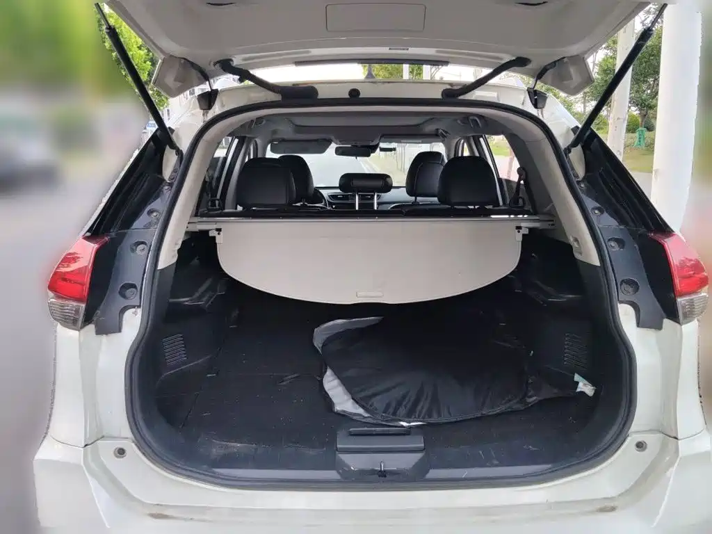 Nissan X-Trail — миниатюра 10