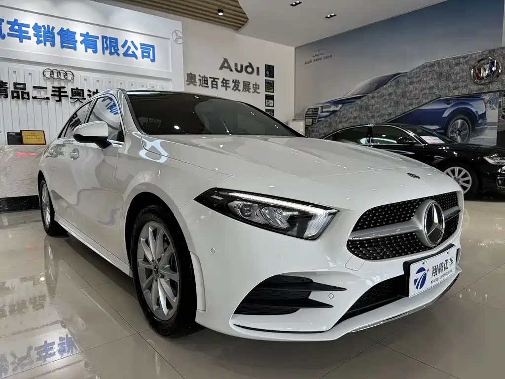 MERCEDES-BENZ A CLASS