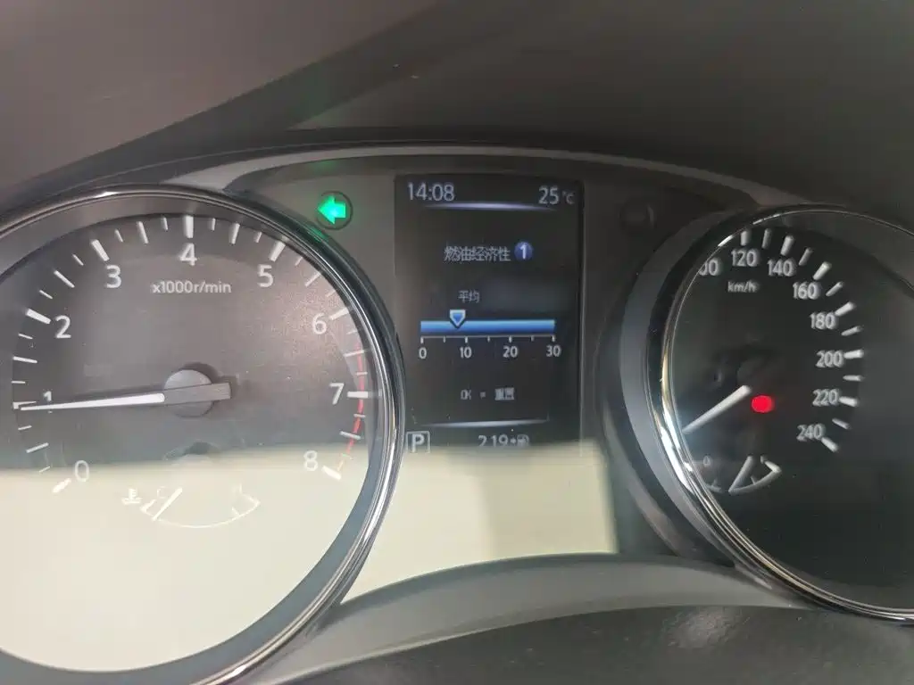 Nissan X-Trail — миниатюра 4