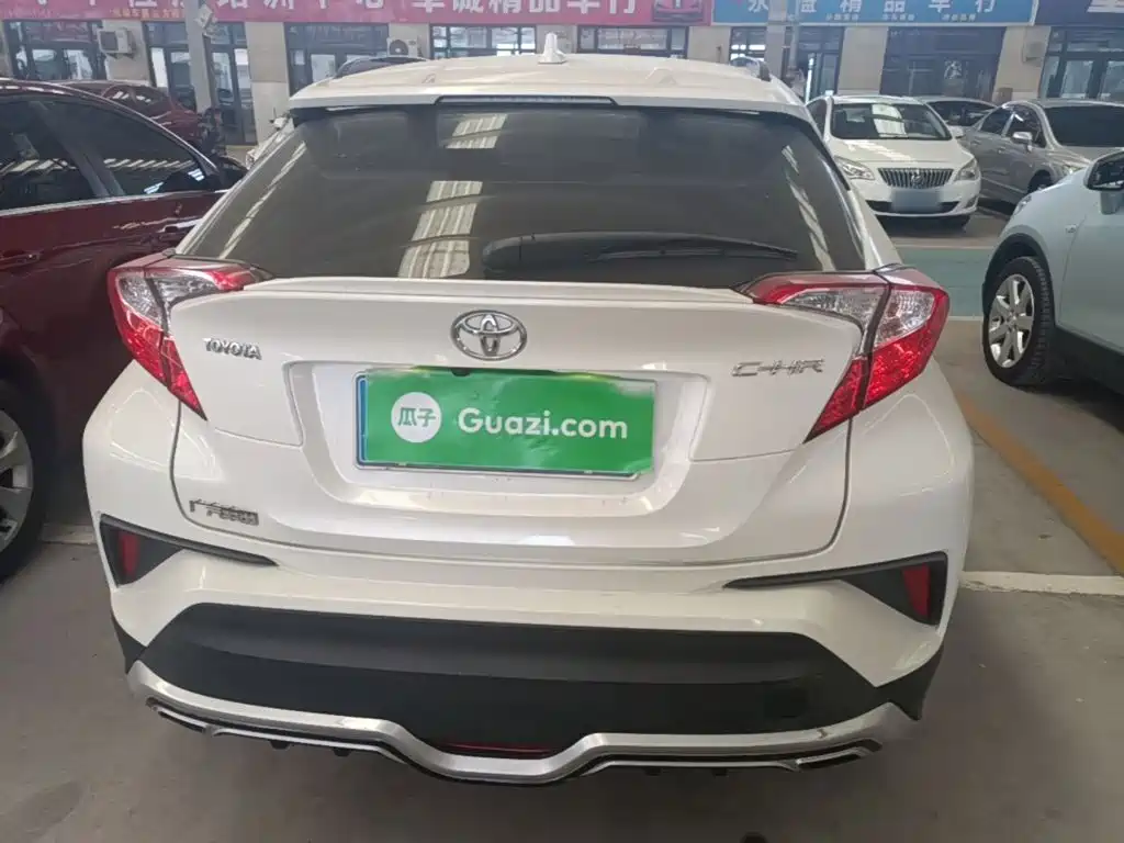 Toyota C-HR — миниатюра 6