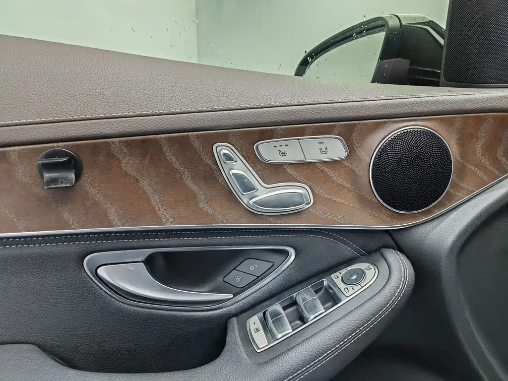 Mercedes-Benz GLC — миниатюра 18