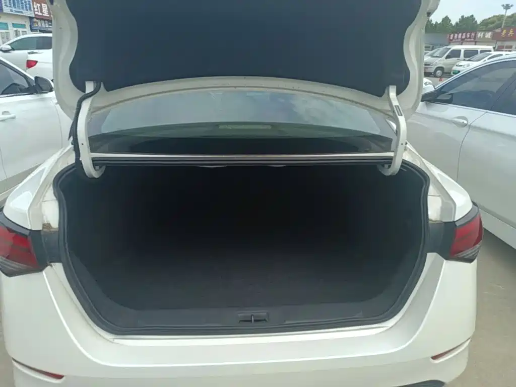 Nissan Sylphy — миниатюра 15